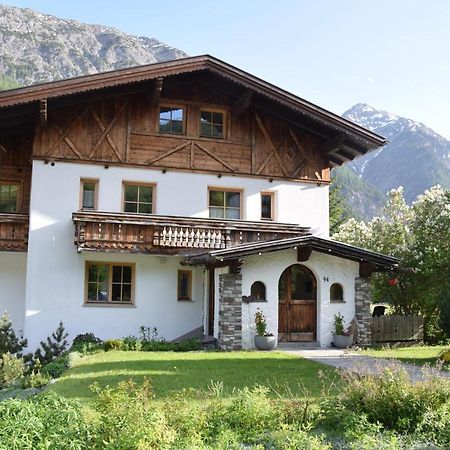 Foersterhaus Apartment Holzgau Exterior photo