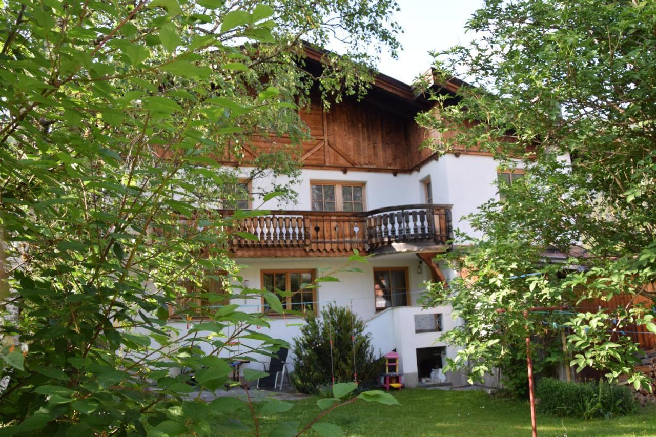 Foersterhaus Apartment Holzgau Exterior photo